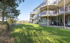Beautiful Apartment Near Beach